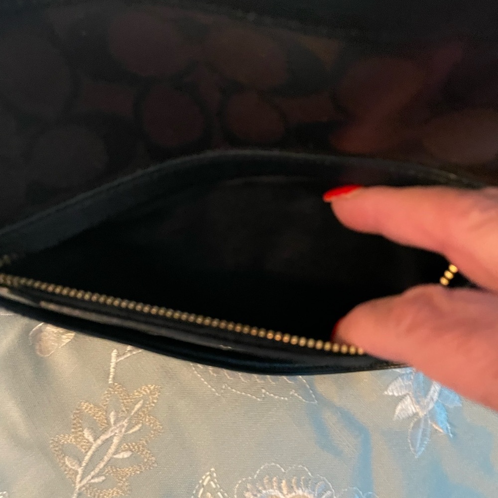 Coach City Tote - Picture 3 of 7
